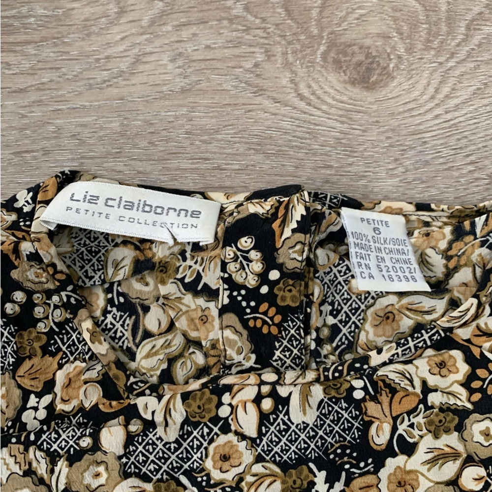 Liz Claiborne 100% Silk Floral Blouse Size 6P - Picture 4 of 4